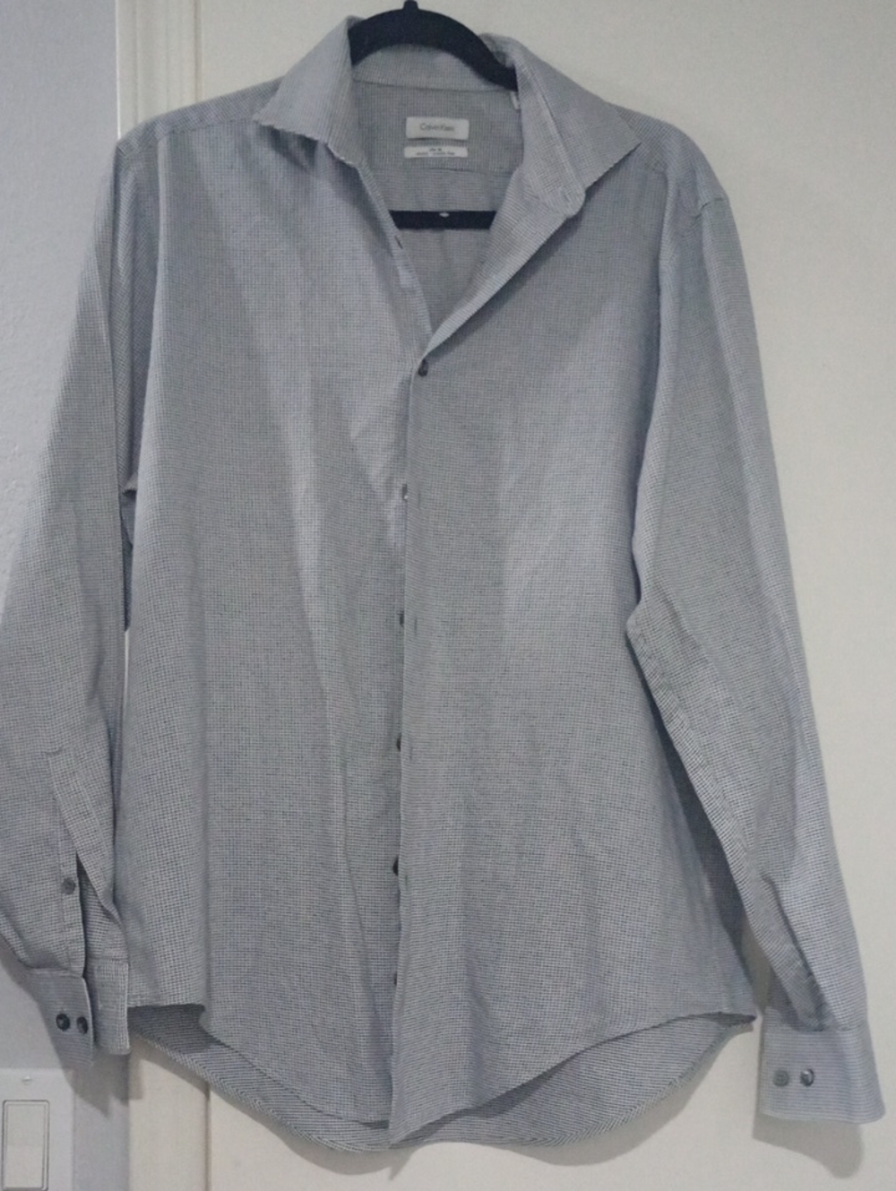 Calvin Klein Men's Light Blue Micro-Check Dress Shirt Size L 16-16. 5 34/35